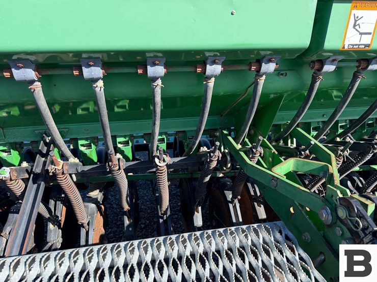 john-deere-450-image-12