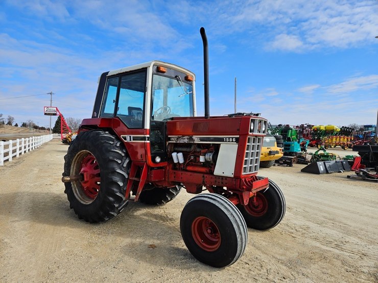 international-1586-image-7