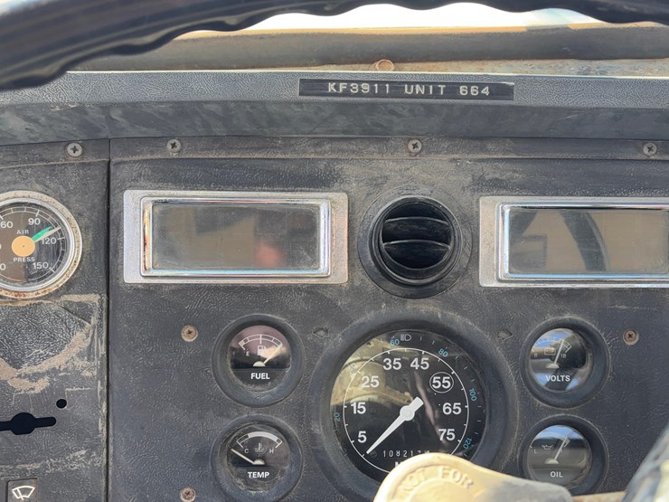 1992-ford-l8000-image-24