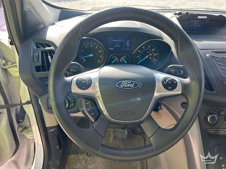2015-ford-escape-image-13