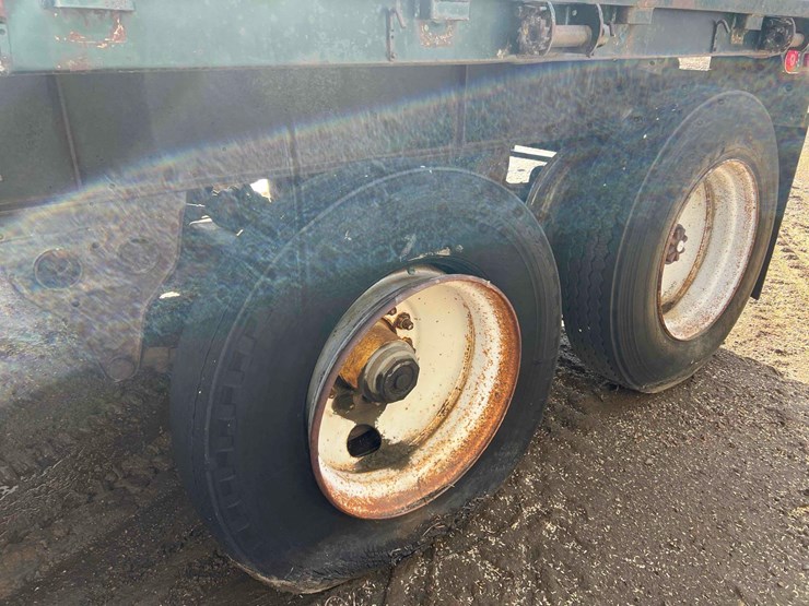 1981-hobbs-flatbed-trailer-image-9