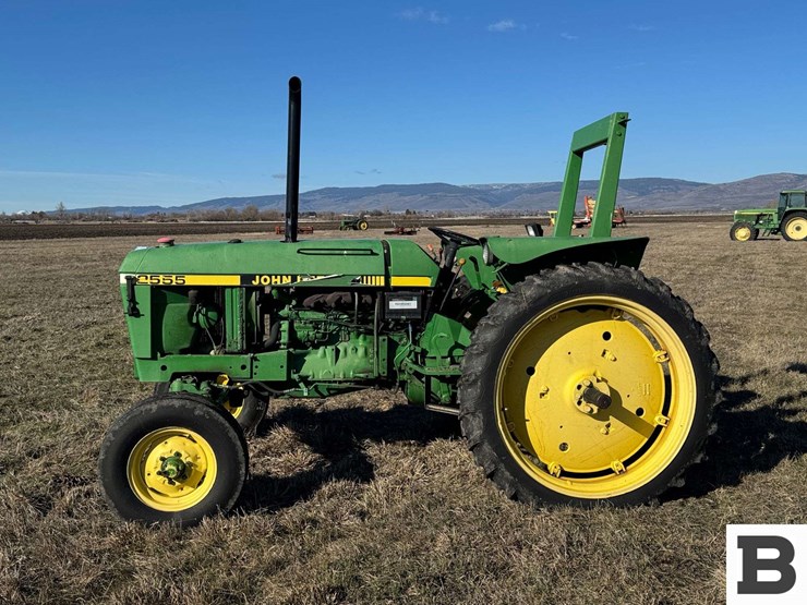 john-deere-2555-image-4