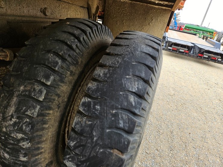 1979-gmc-7000-image-32