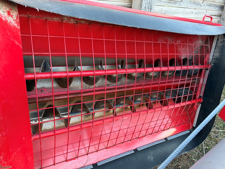 #209039-•-hutchinson-hx10-73-grain-auger-image-4