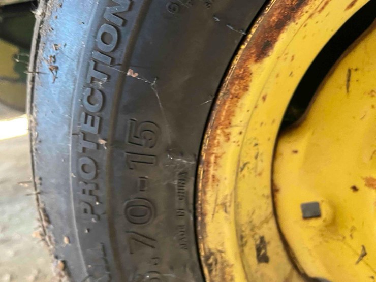 john-deere-24t-image-7