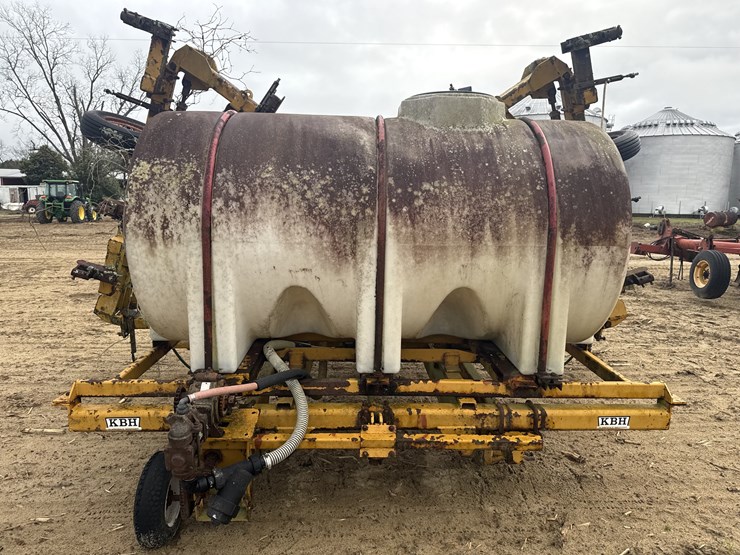 kbh-pt-12-row-liquid-fertilizer-applicator-image-8