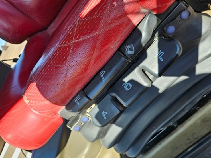 case-ih-375-image-63