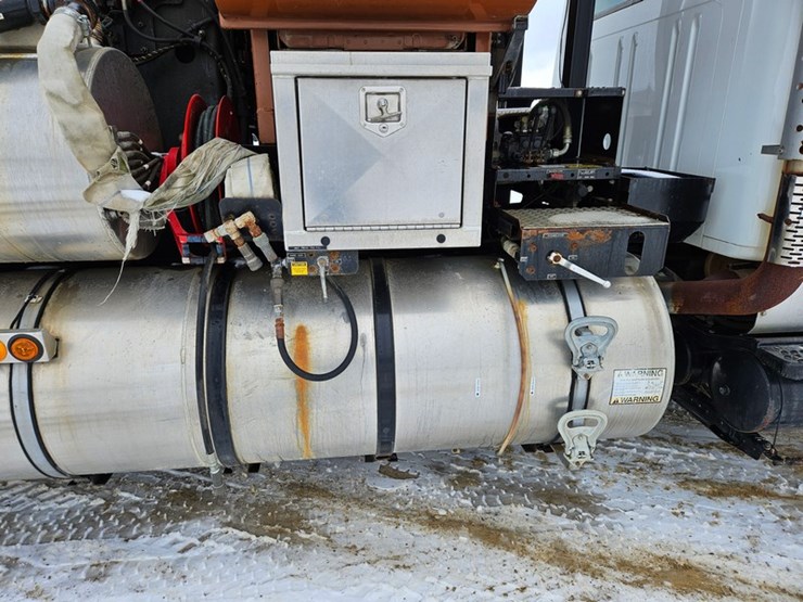 2001-vactor-2100-image-15