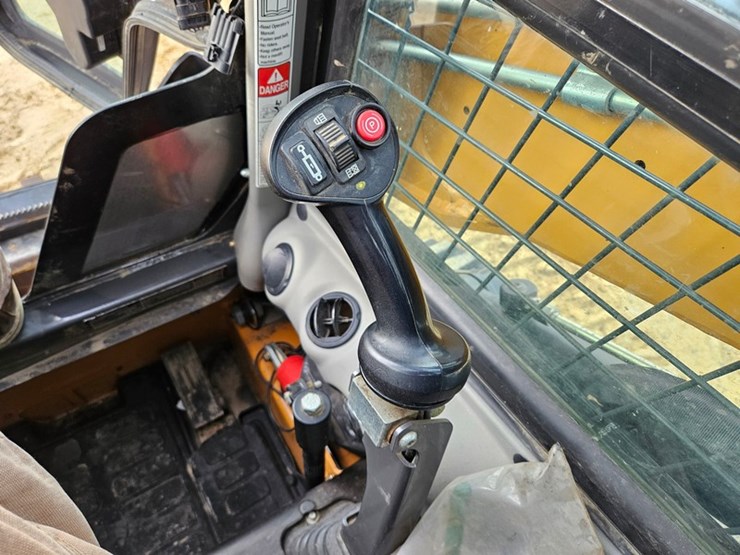 2020-case-tv450-image-25