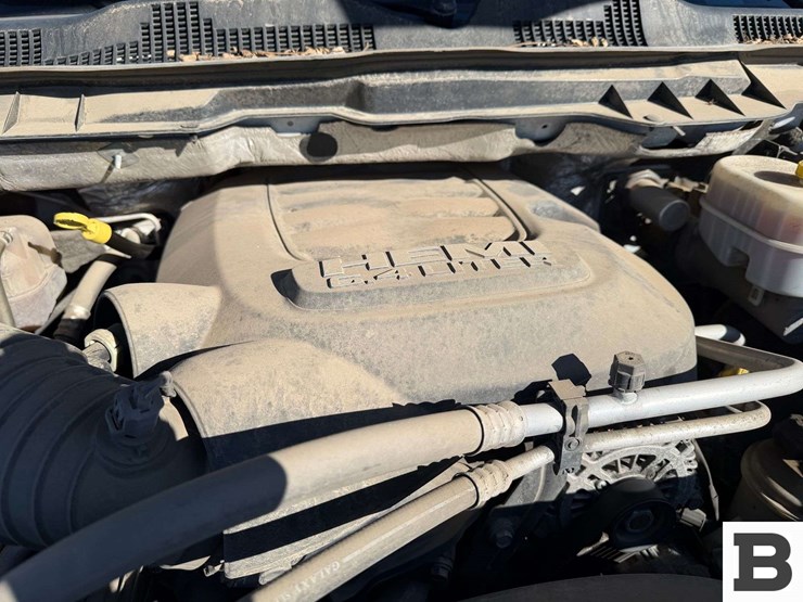 2017-dodge-2500-image-37