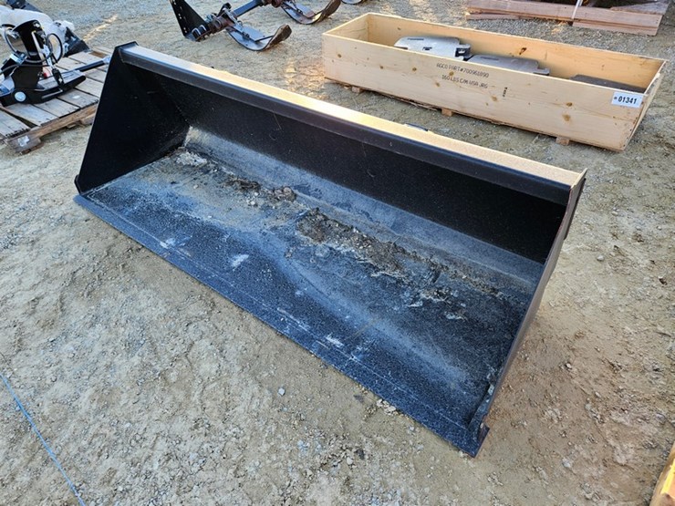 massey-ferguson-4710-image-1