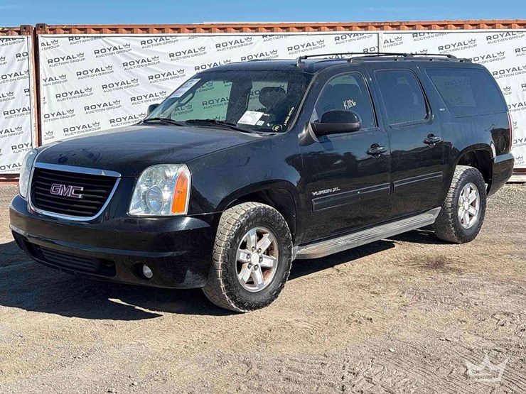2014-gmc-yukon-image-1