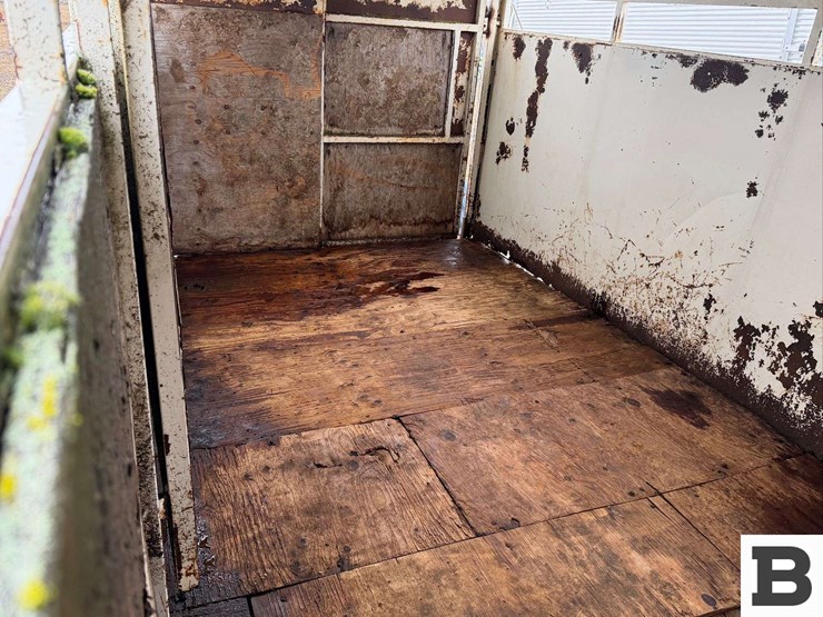 1990-hworl-horse-trailer-image-23