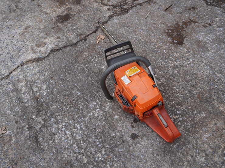 #111-•-husqvarna-365-chainsaw-image-2