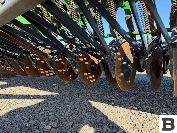 john-deere-450-image-16