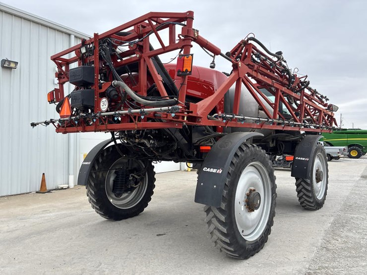 2015-case-ih-patriot-3340-image-6