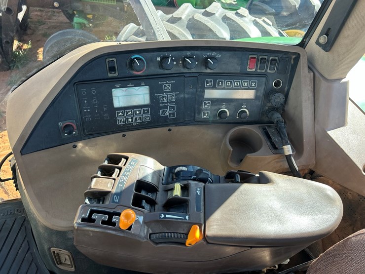 john-deere-8220-image-14