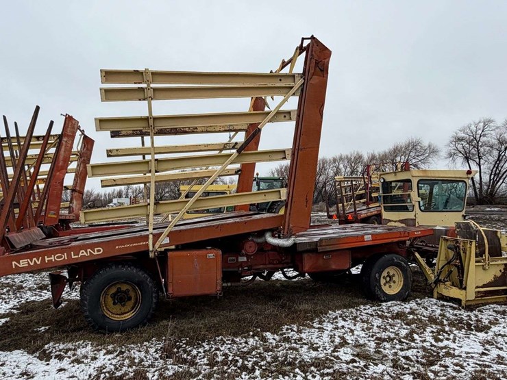 new-holland-1075-image-6