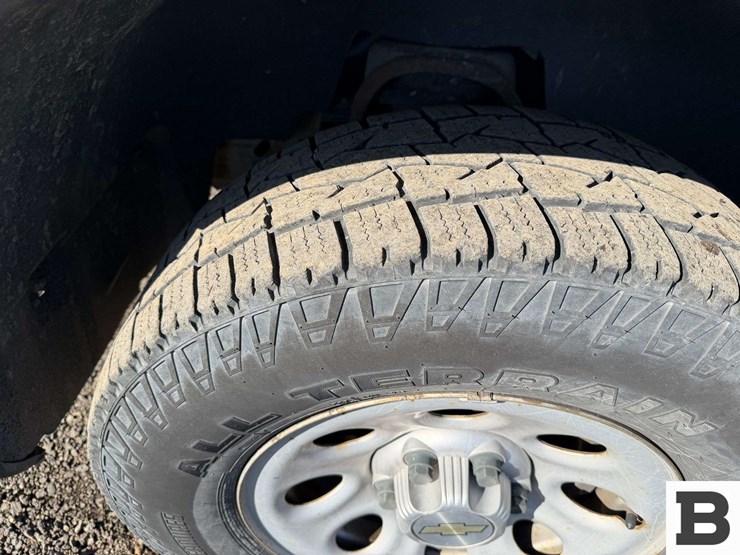 2013-chevrolet-silverado-1500-image-10