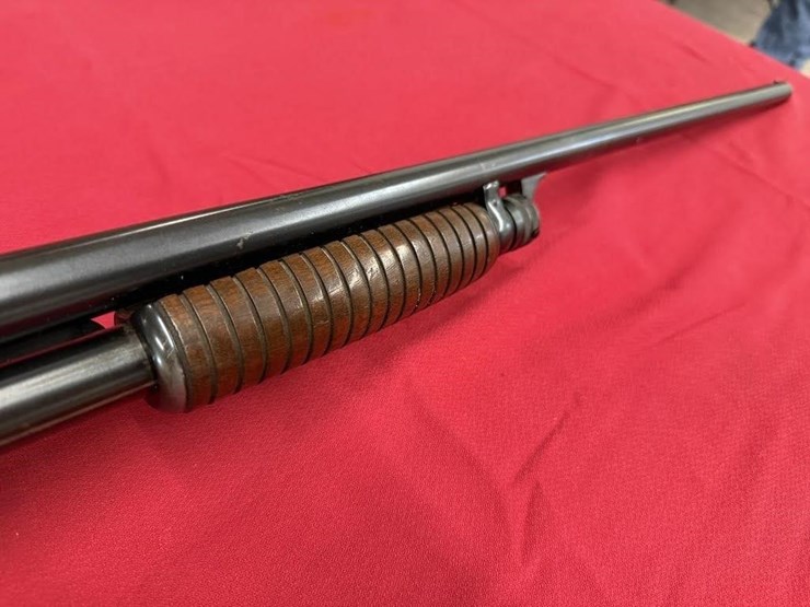 ithaca-model-37-featherlite-16-gauge-shotgun-image-3