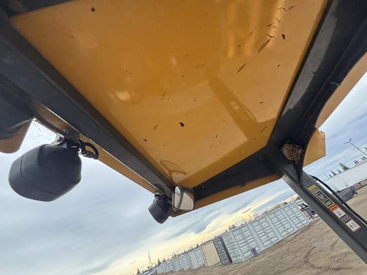 2017-deere-210lep-image-20