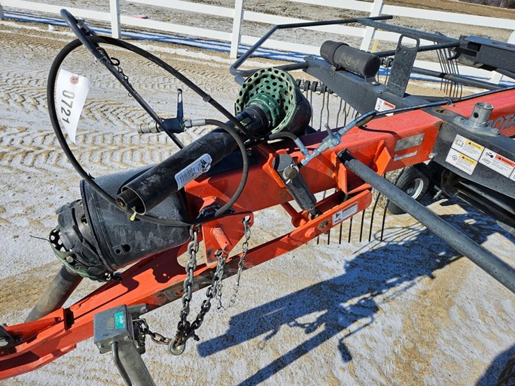 2020-kubota-ra1042t-image-12