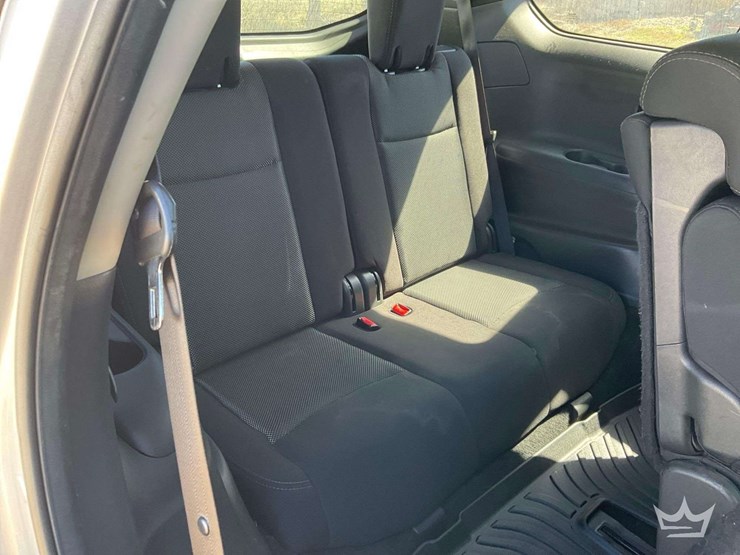 2017-nissan-pathfinder-image-30