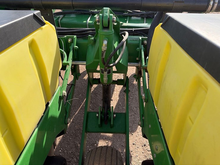 john-deere-1760-image-16