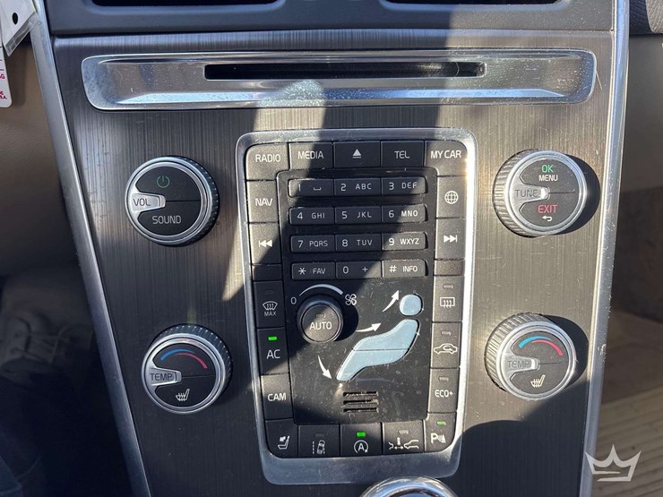 2016-volvo-xc60-image-20