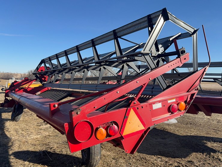 1995-case-ih-8220-image-3