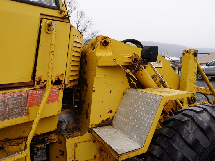 caterpillar-930-image-42