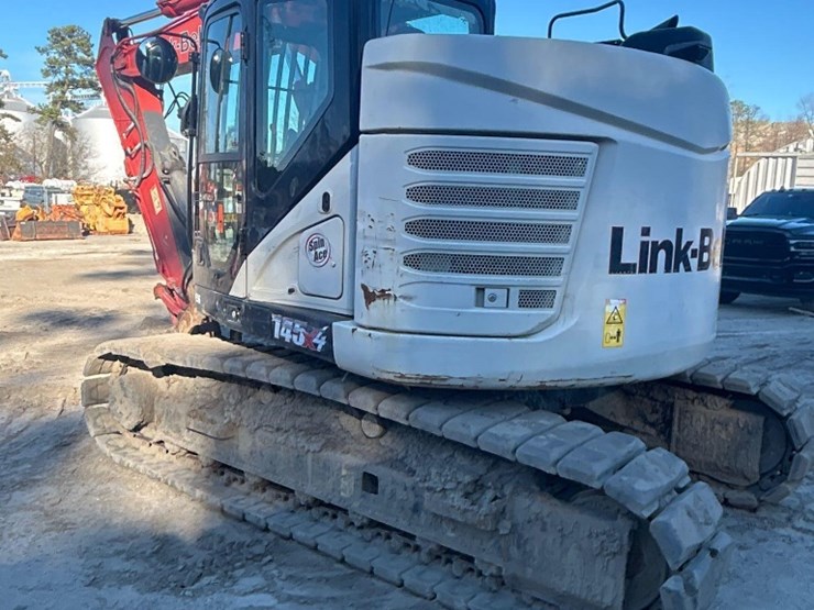 2020-link-belt-145x4-zero-swing-hydraulic-excavator-image-4