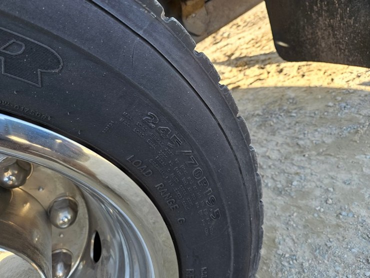 2002-caterpillar-3126-image-46