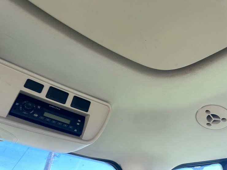 john-deere-8285r-image-58