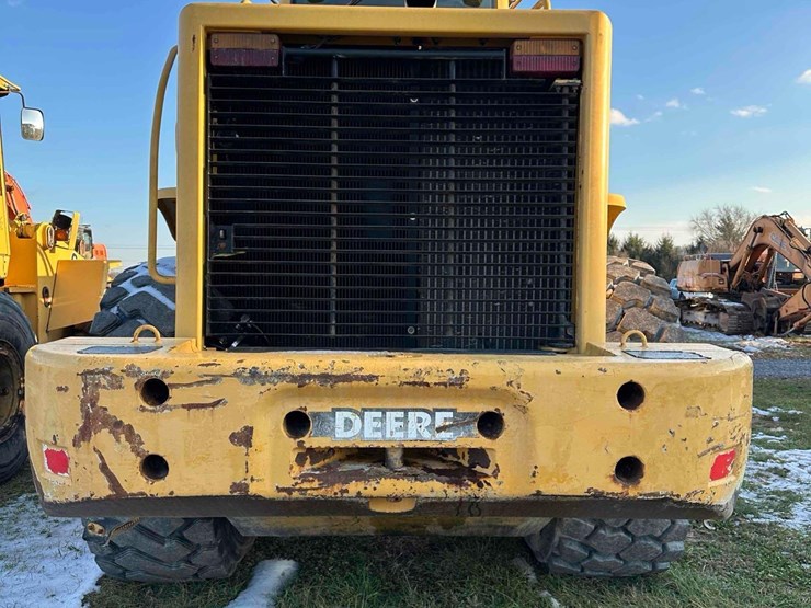 1999-deere-744h-image-15