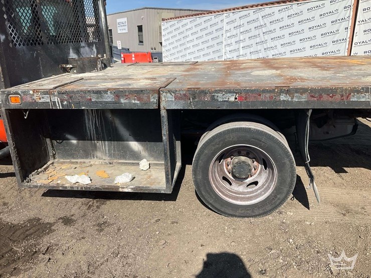 2015-ford-f550-image-30