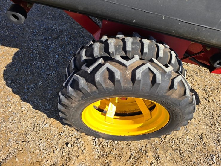 new-holland-166-image-14