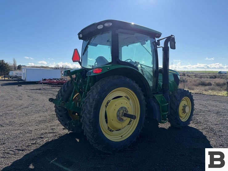 2013-john-deere-6125r-image-6