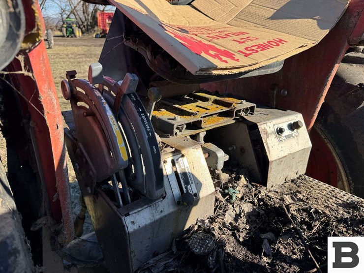 massey-ferguson-180-image-33