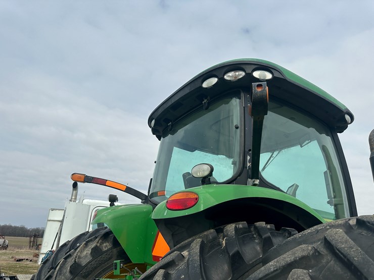 john-deere-8285r-image-42