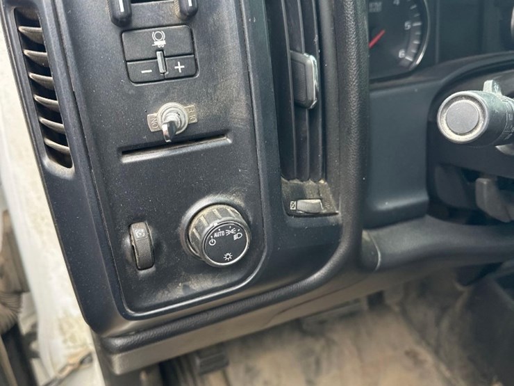 2016-chevrolet-3500hd-image-20