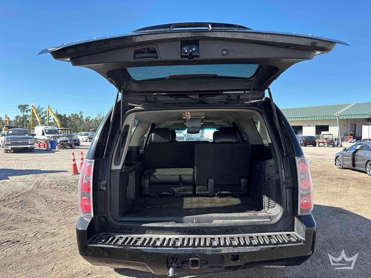 2014-gmc-yukon-image-30