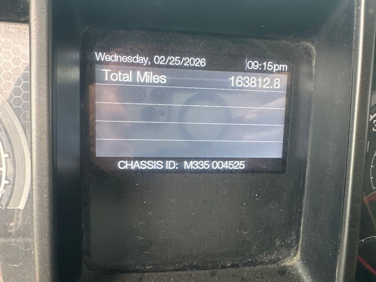 2019-mack-gr64b-quad/a-dump-truck-image-30