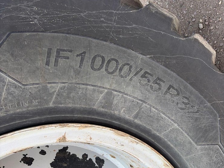 2016-agco-terragator-9300-image-47