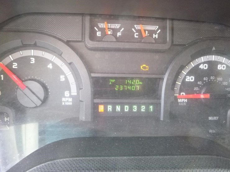 2014-ford-e450-image-16