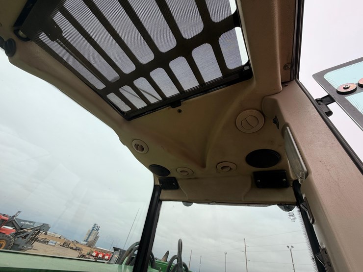 2006-john-deere-3420-image-29