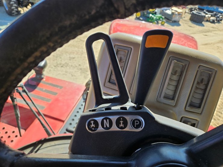 case-ih-375-image-27