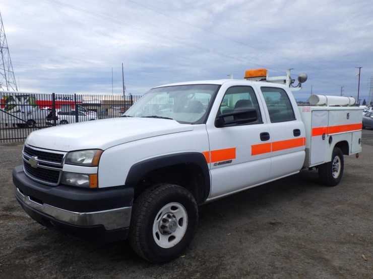 2007-chevrolet-2500hd-image-1