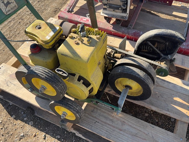 john-deere-edger-image-2