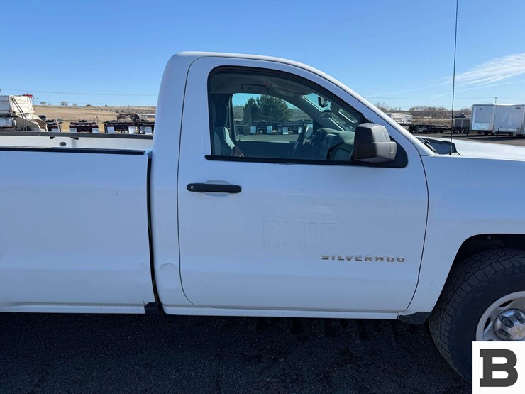2016-chevrolet-silverado-1500-image-21